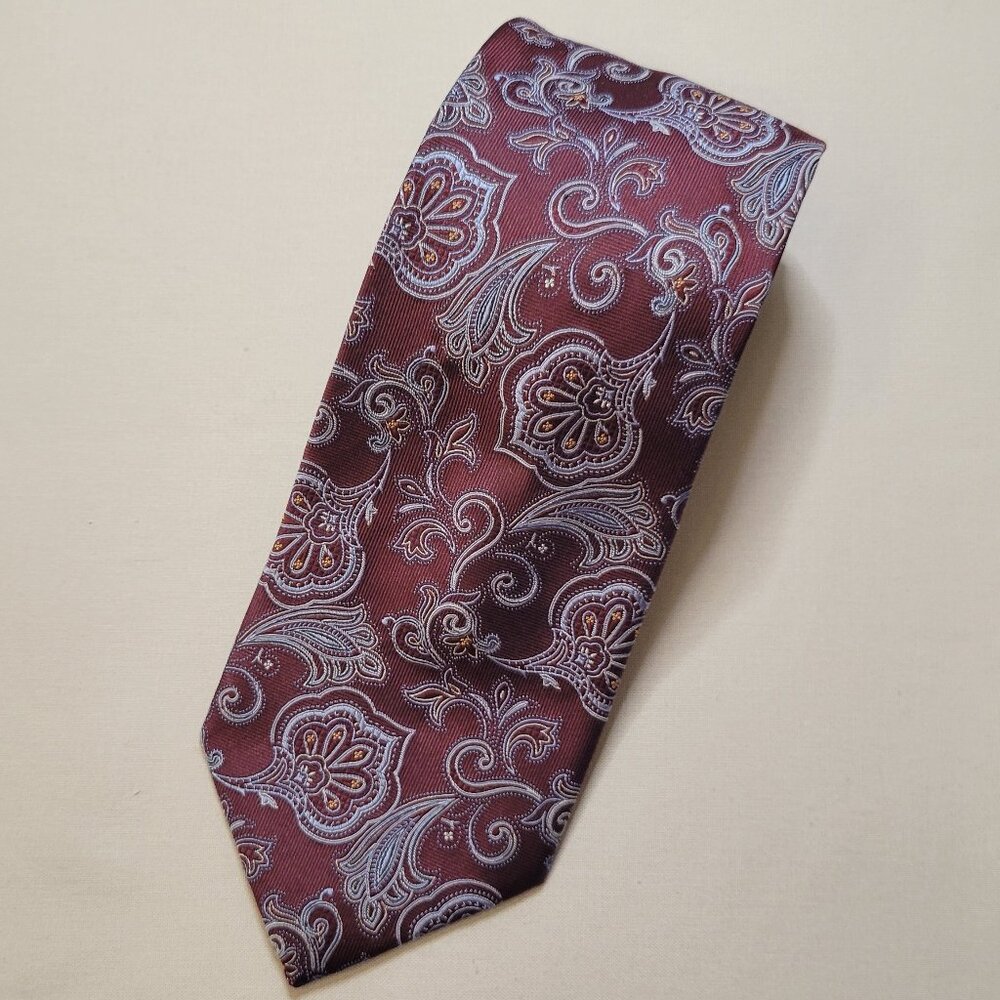 Jos A Bank 100% Silk Tie Men's Signature Collection Paisley Pattern Classic